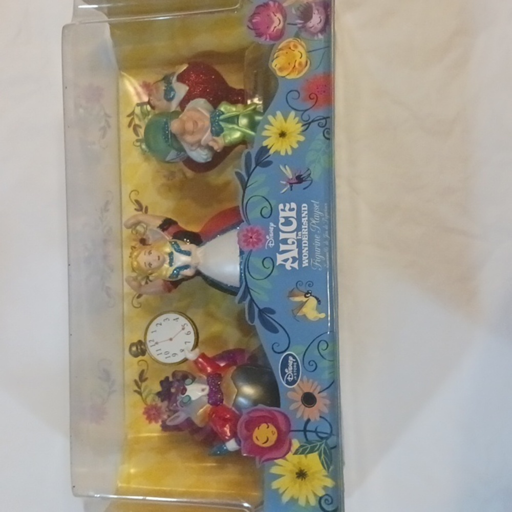 Disney Alice in Wonderland Figurine Set - Multicolor
